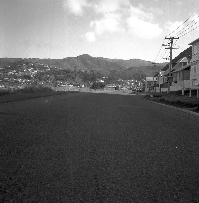 e. Traffic, Esplanade Island Bay