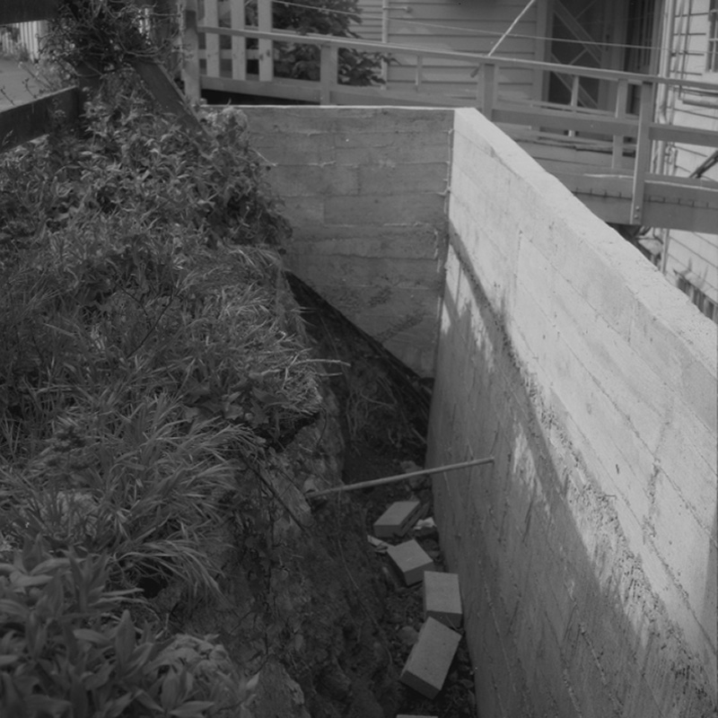 b. No 25 Clifton Terrace