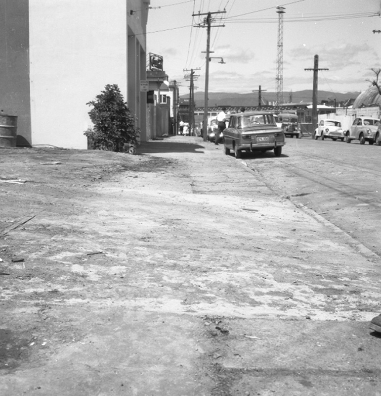 a. Aitken St - Sydney St