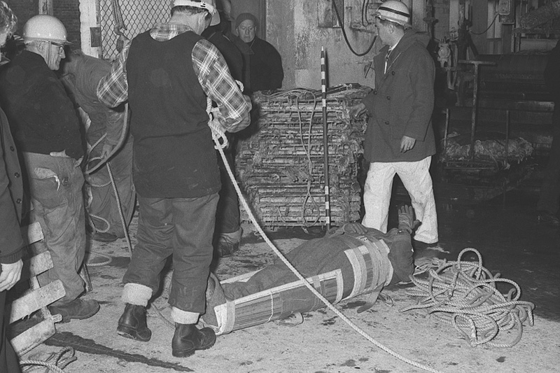 r. Civil defence exercise