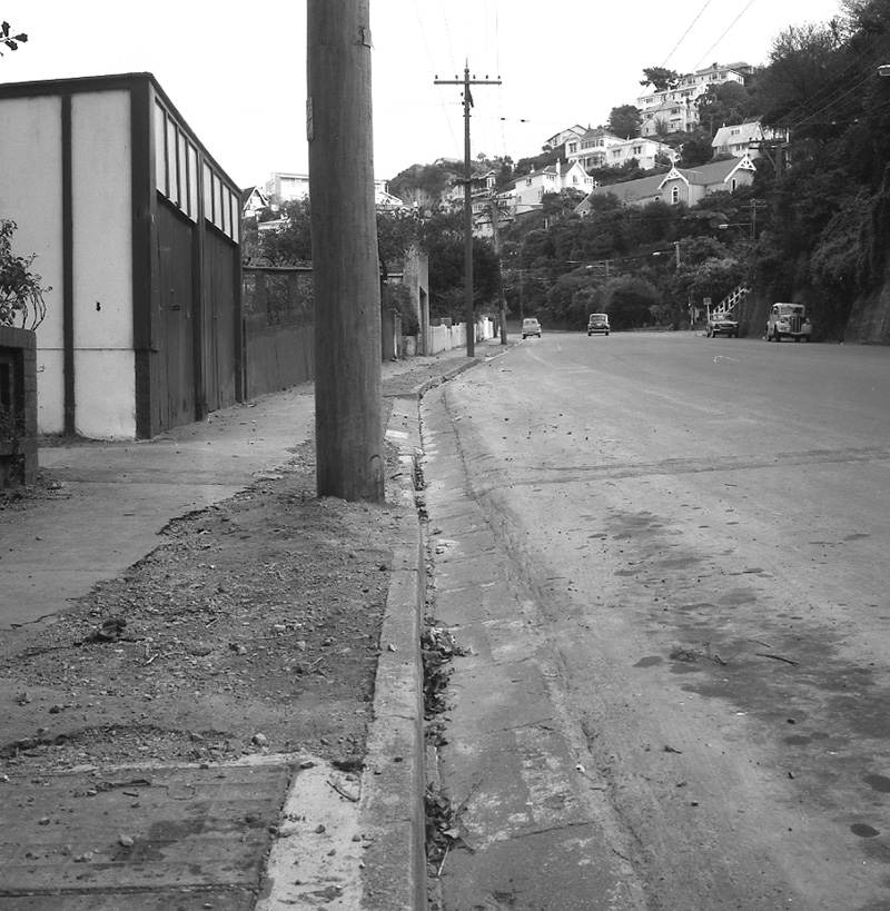 g. Glenmore St, footpath