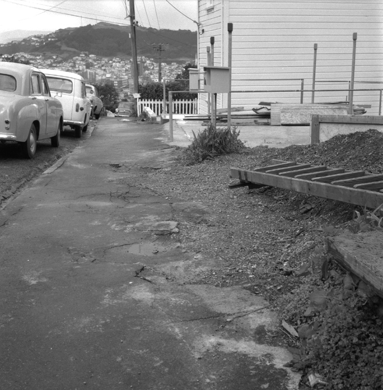 b. No 1A Landcross Street