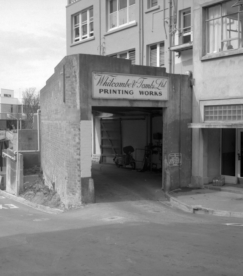 h. Lambton Quay Entrance, Municipal parking building