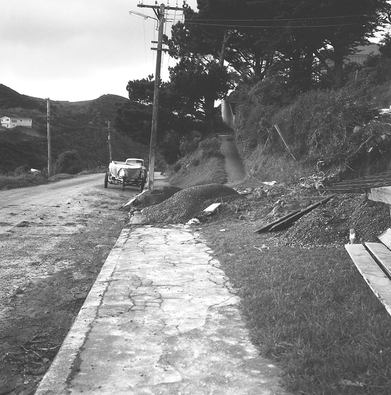 d. Streetscape, Ranui Crescent, Khandallah