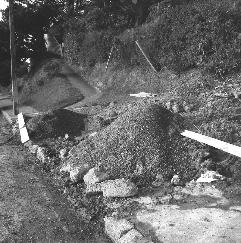 e. Streetscape, Ranui Crescent, Khandallah