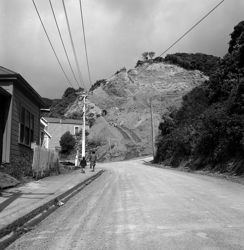 f. Holloway Road and Brosnahan Tce