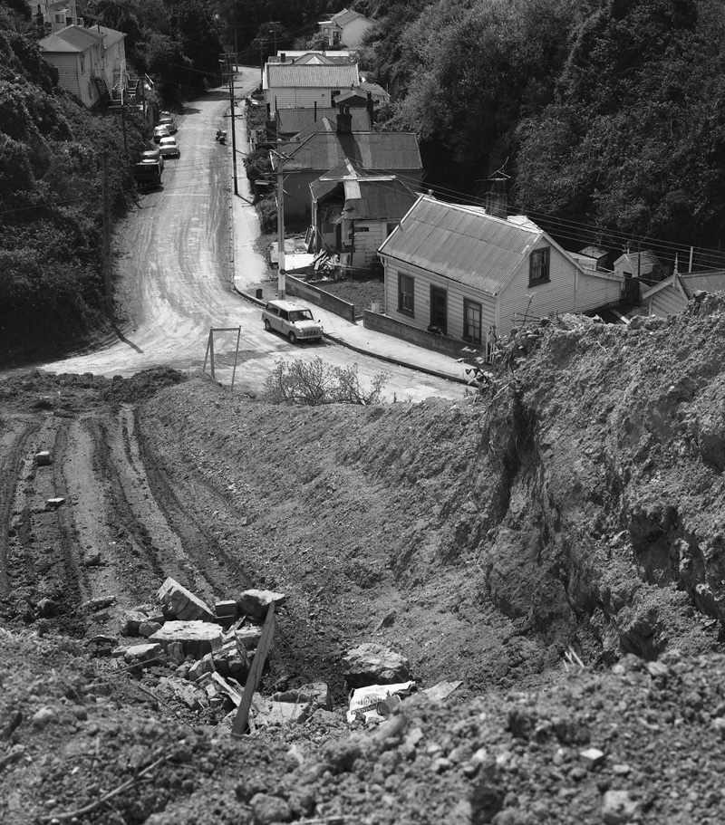 a. Nos 217-218 Evans Bay Rd