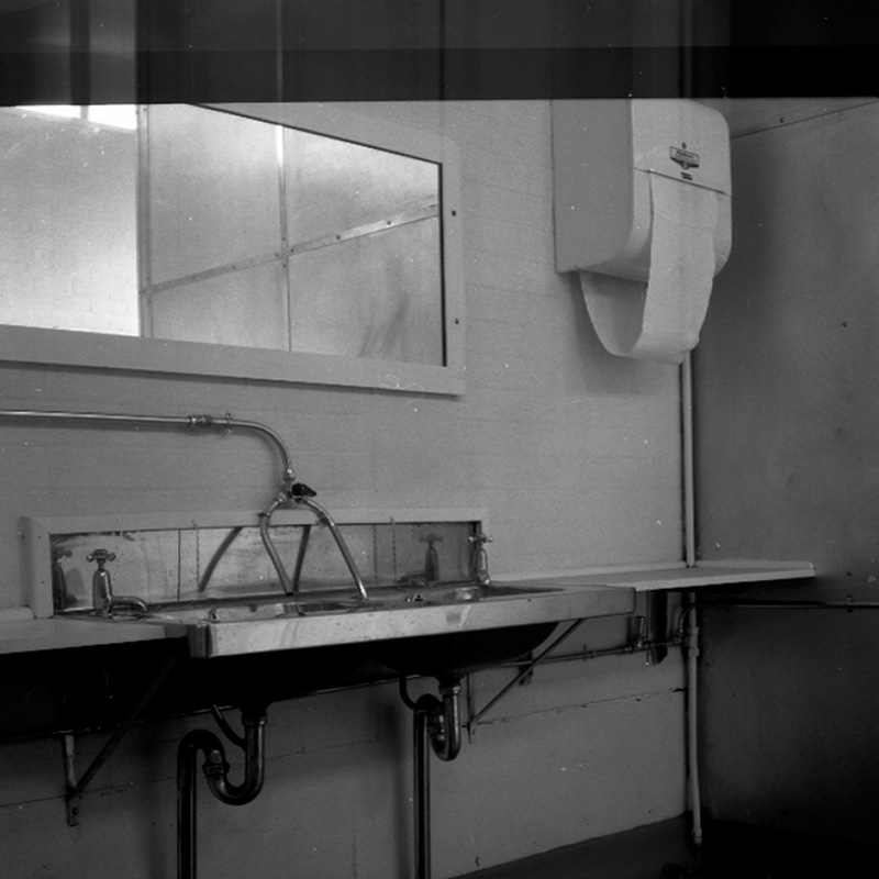 c. Conveniences, Courtenay Place