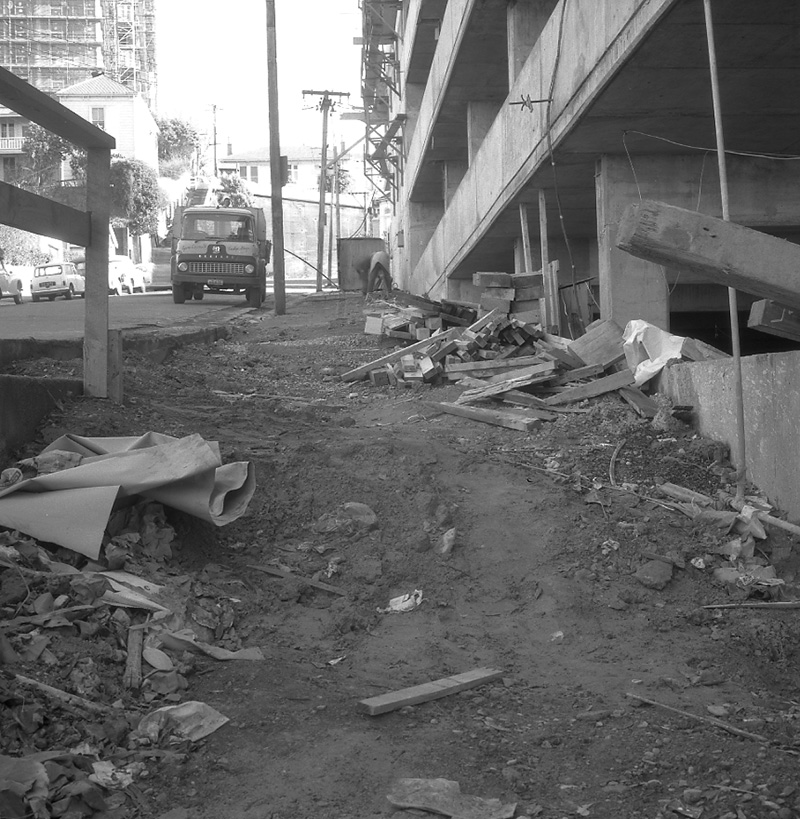 b. Boulcott St