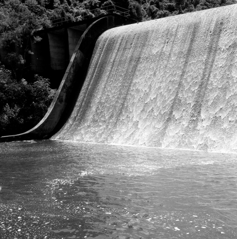 b. Panorama - Morton Dam