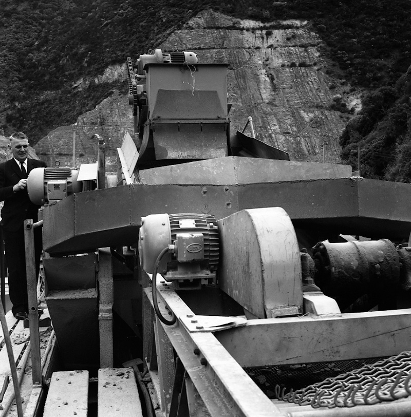 f. Crusher plant, Ngauranga Quarry