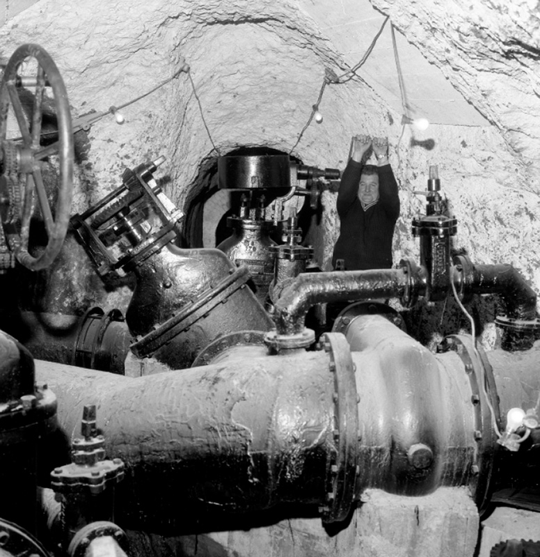 a. Testing Meters. Testing taps. Karori Reservoir tunnel. Depth indicator phone. Testing fire hydrant. Fountain rose garden