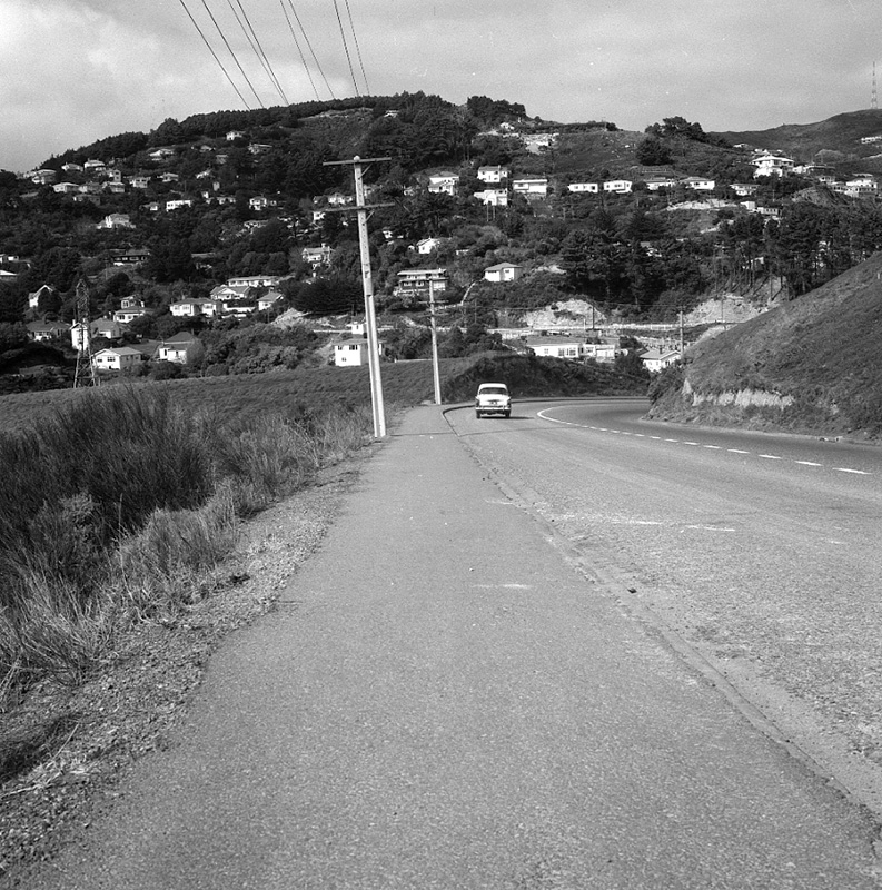 c. Footpath, Churchill Drive, Crofton Downs