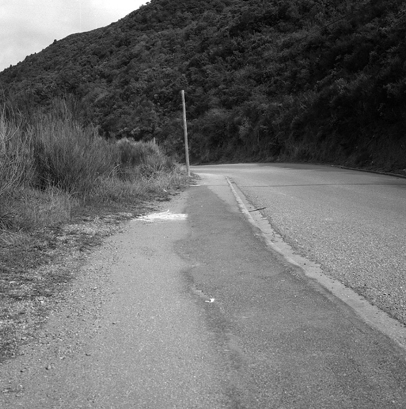 i. Footpath, Churchill Drive, Crofton Downs