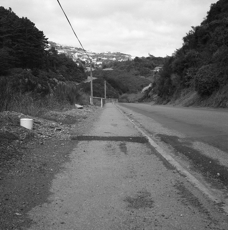 k. Footpath, Churchill Drive, Crofton Downs