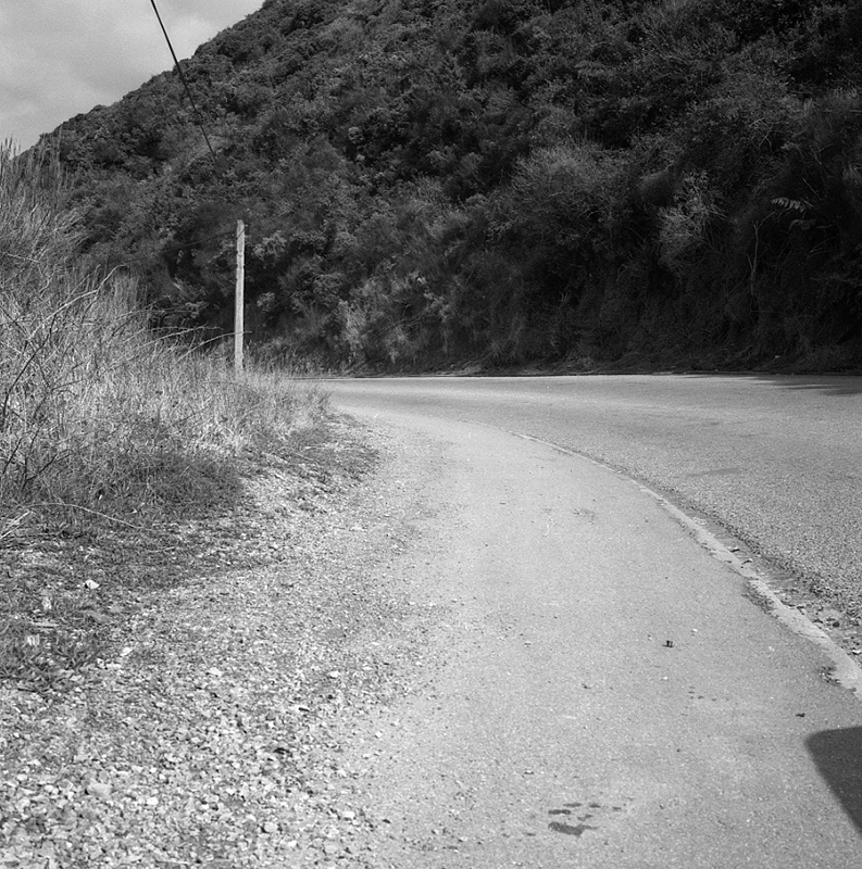 n. Footpath, Churchill Drive, Crofton Downs