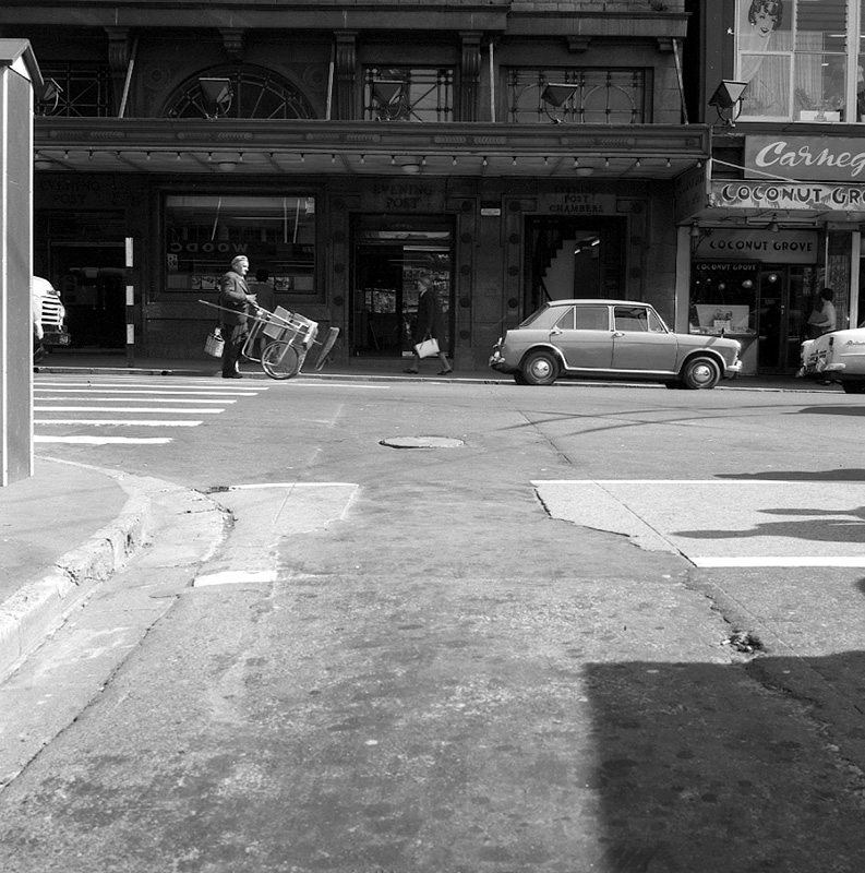 w. Footpaths, Roadways, Manholes