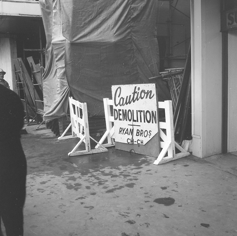 a. Lambton Quay, Municipal Assn building