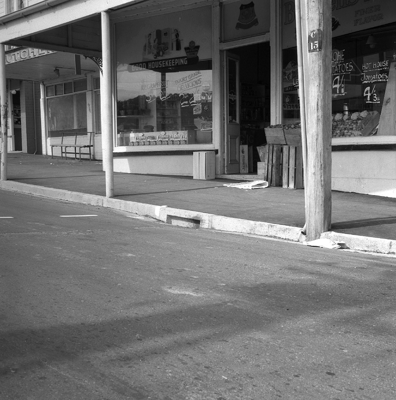 l. Footpaths, Roadways, Manholes