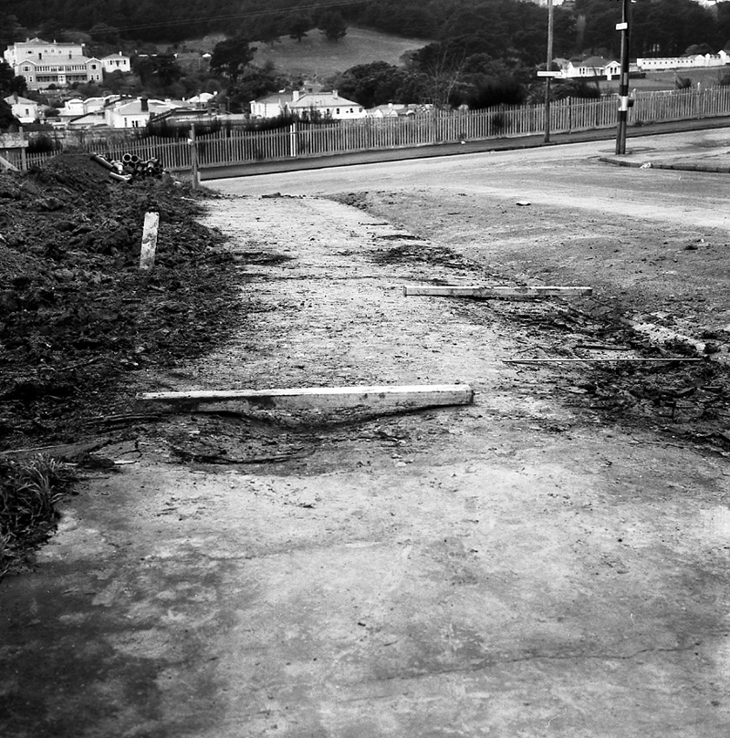 b. Waripori Street [Te Wharepōuri Street]-Russell Terrace