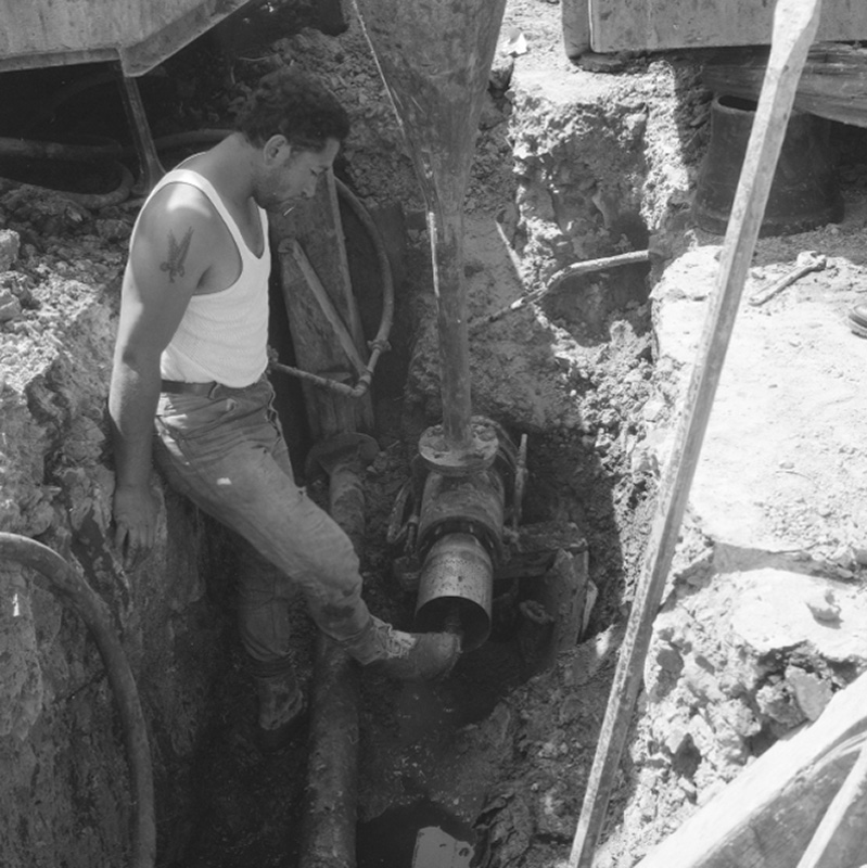 a. Tate lining Pirie St