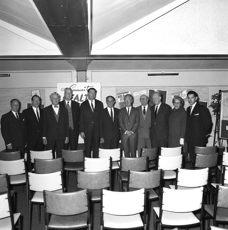 i. Display Centre Health Exhibition