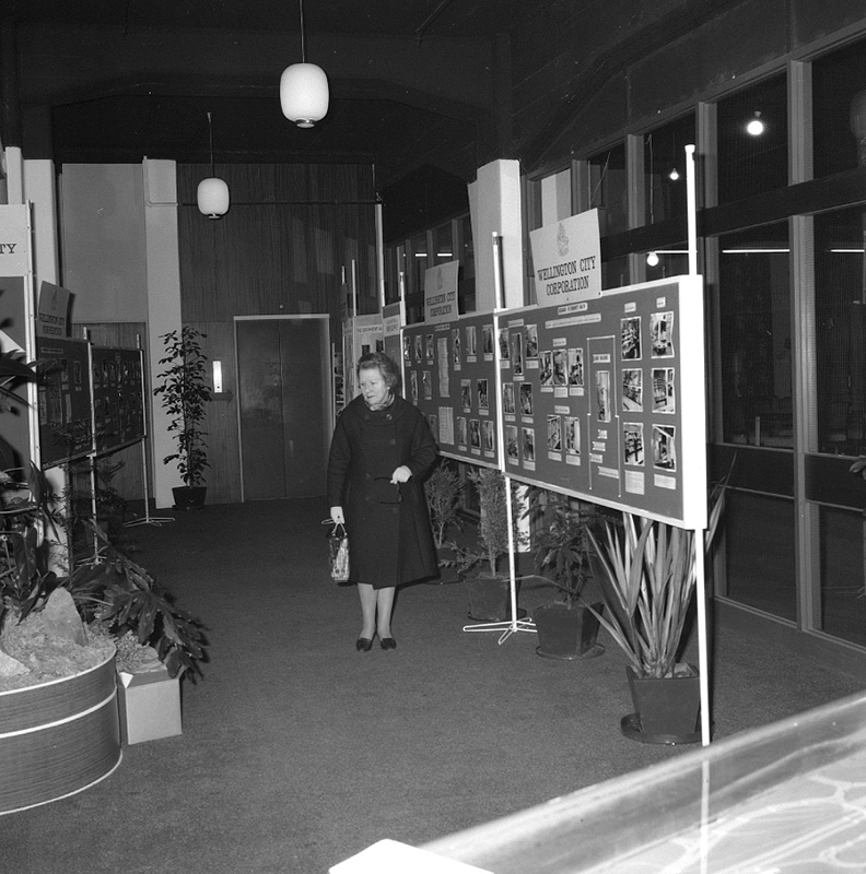 m. Display Centre Health Exhibition