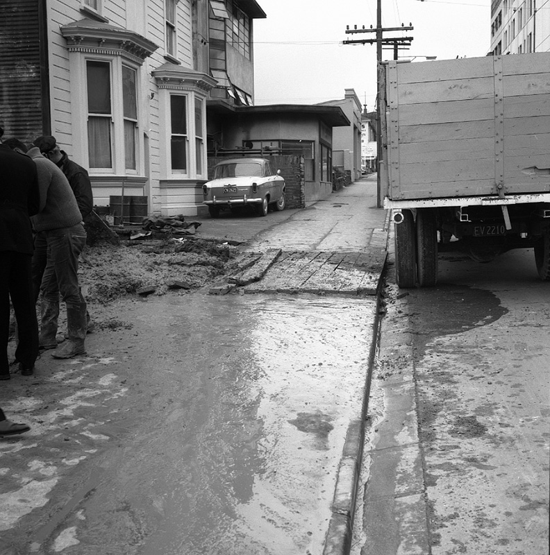 b. Cnr Willis and Ghuznee Streets