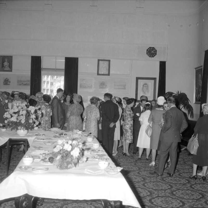 e. Reception to American Editors