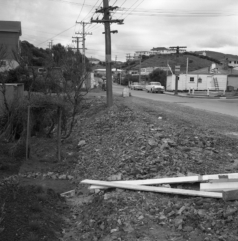 i. Vehicle Access, Newlands Road, Newlands