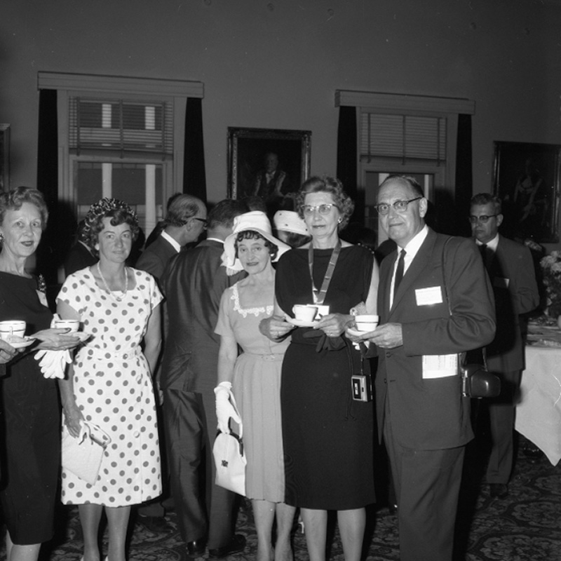 g. Reception to American Editors