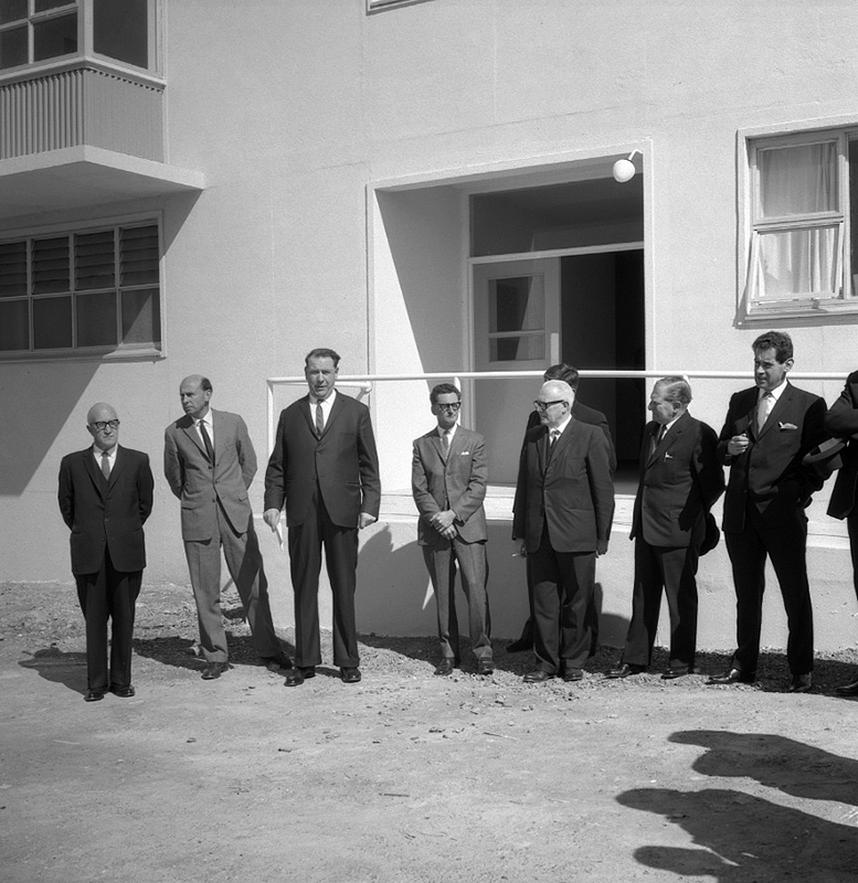 f. Official opening of Hanson Street Flats