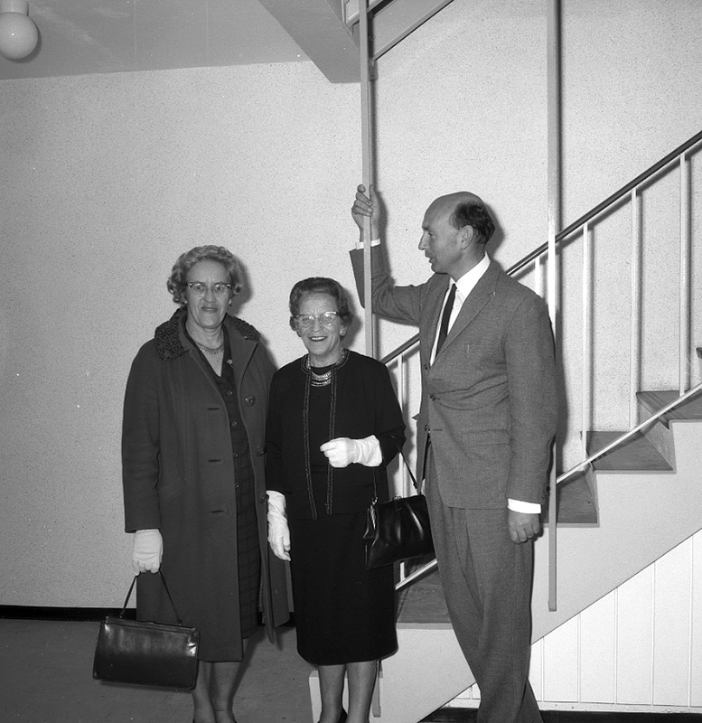 g. Official opening of Hanson Street Flats