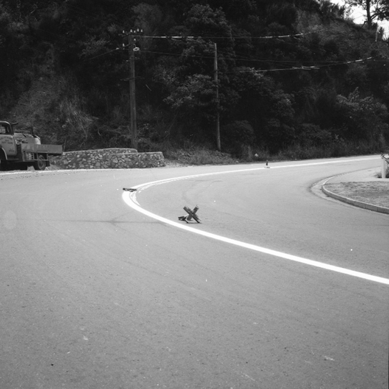 b. Paint damage, Wadestown Rd