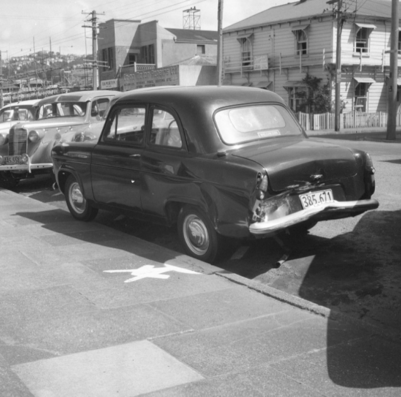e. Damaged car Cambridge Tce