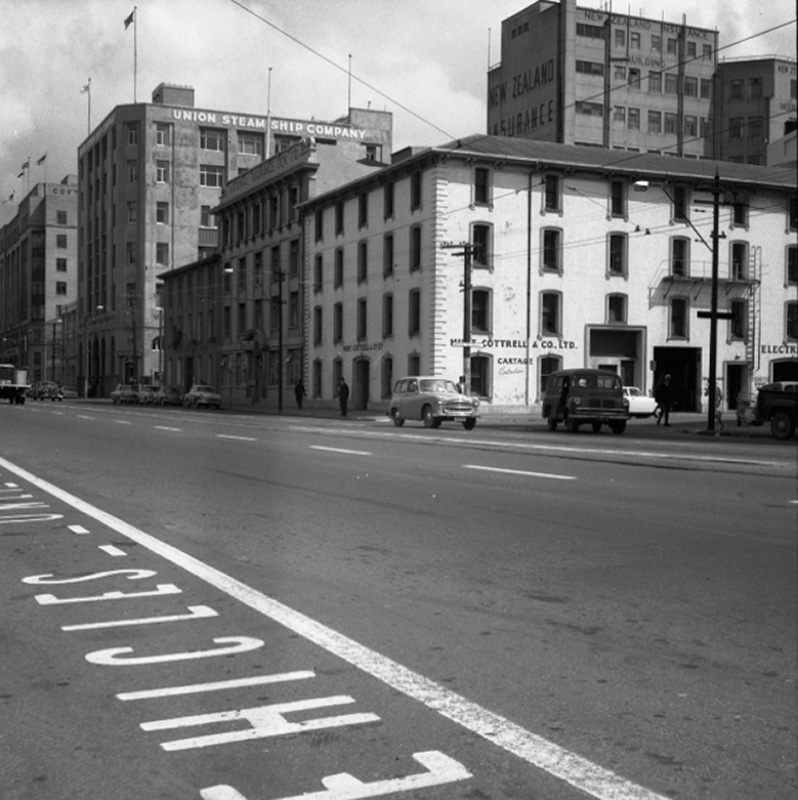 b. Traffic Jervois Quay