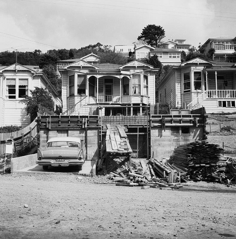 b. No 3 Melrose Crescent