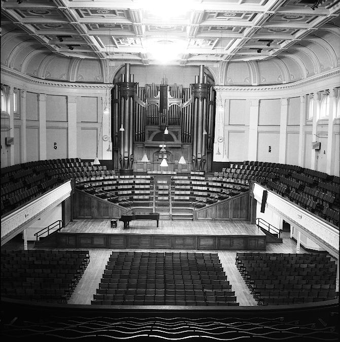 h. Interior, Town Hall