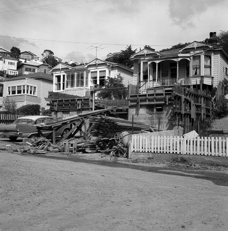 a. No 3 Melrose Crescent