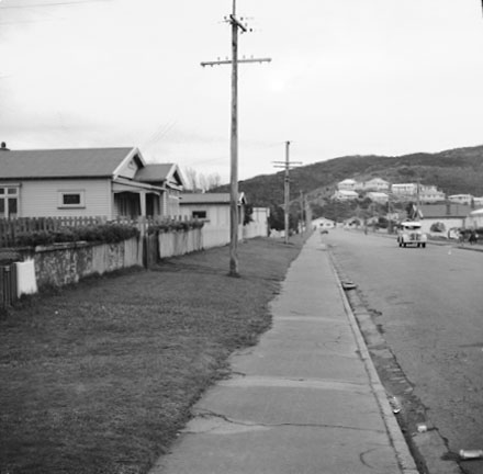 a. Looking east and west from outside 44 Puriri Street
