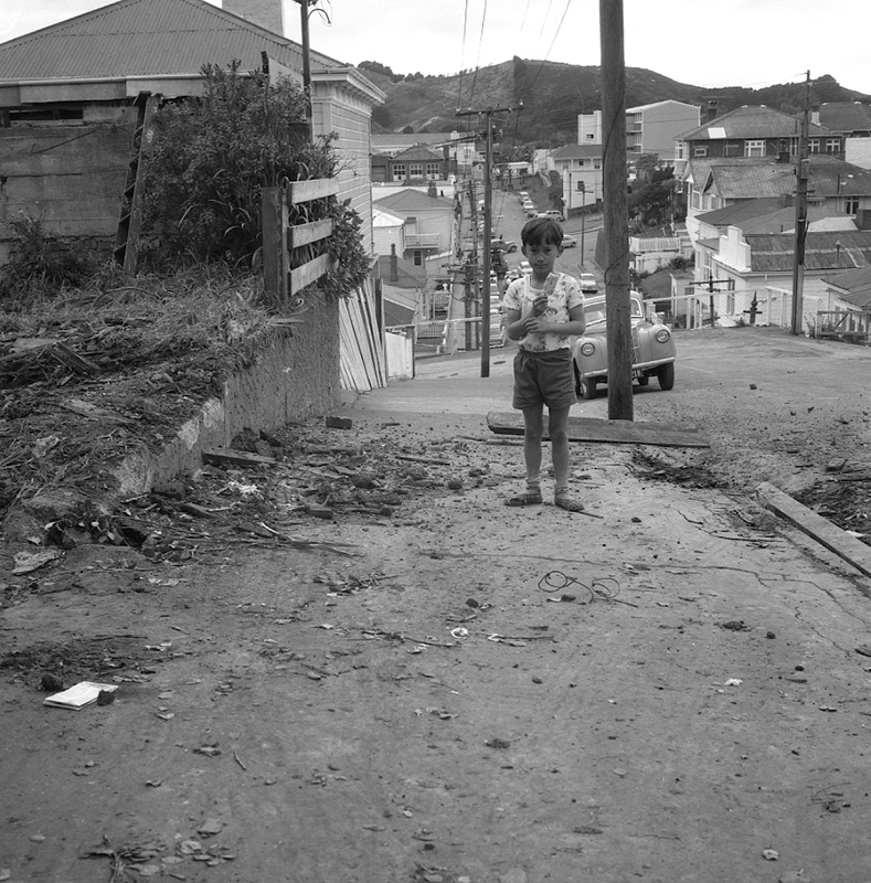 b. No 44 Hankey Street