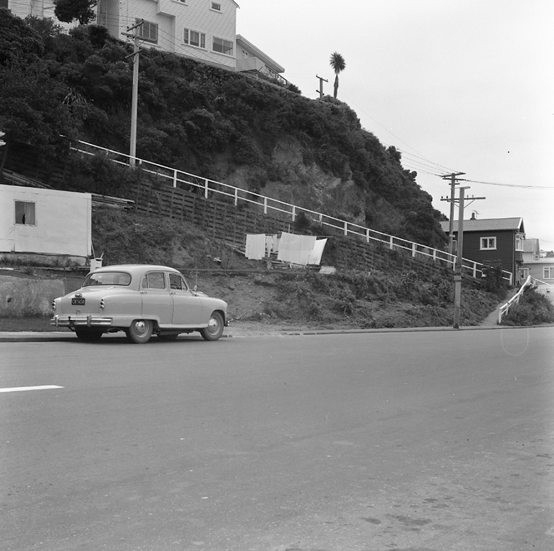 b. No 444 Evans Bay Parade