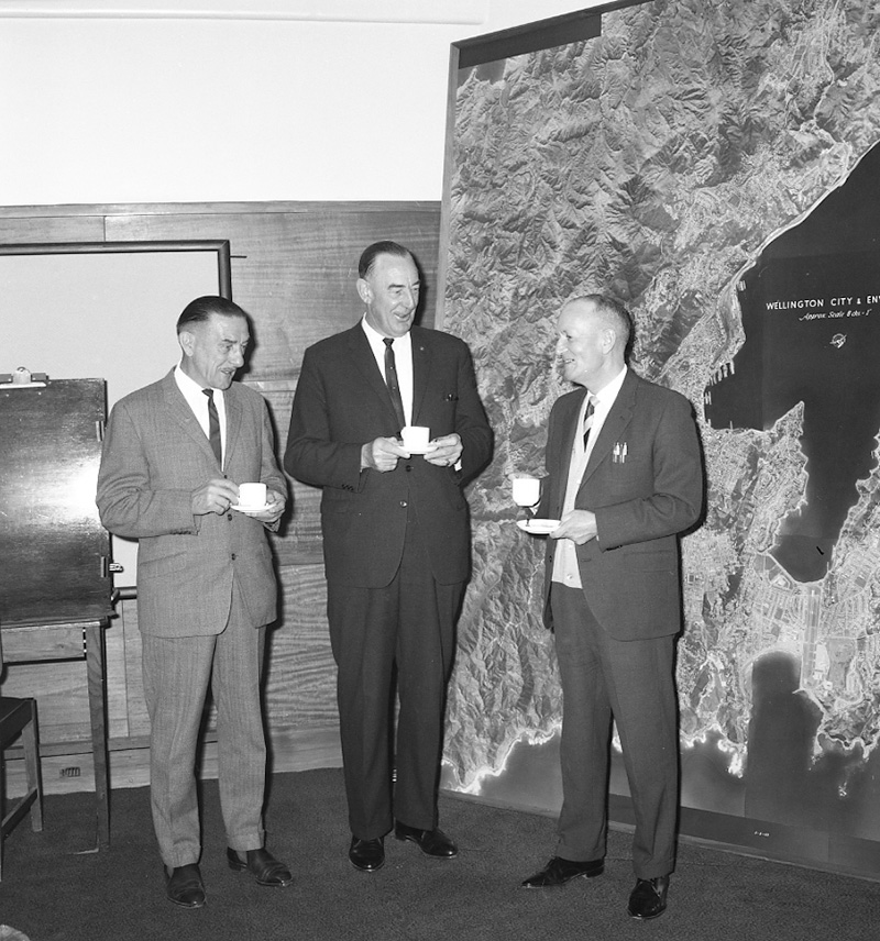 e. Presentation of awards for suggestions