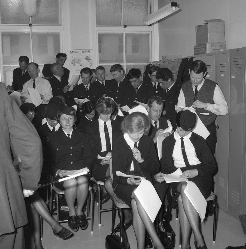 e. Briefing, Traffic House