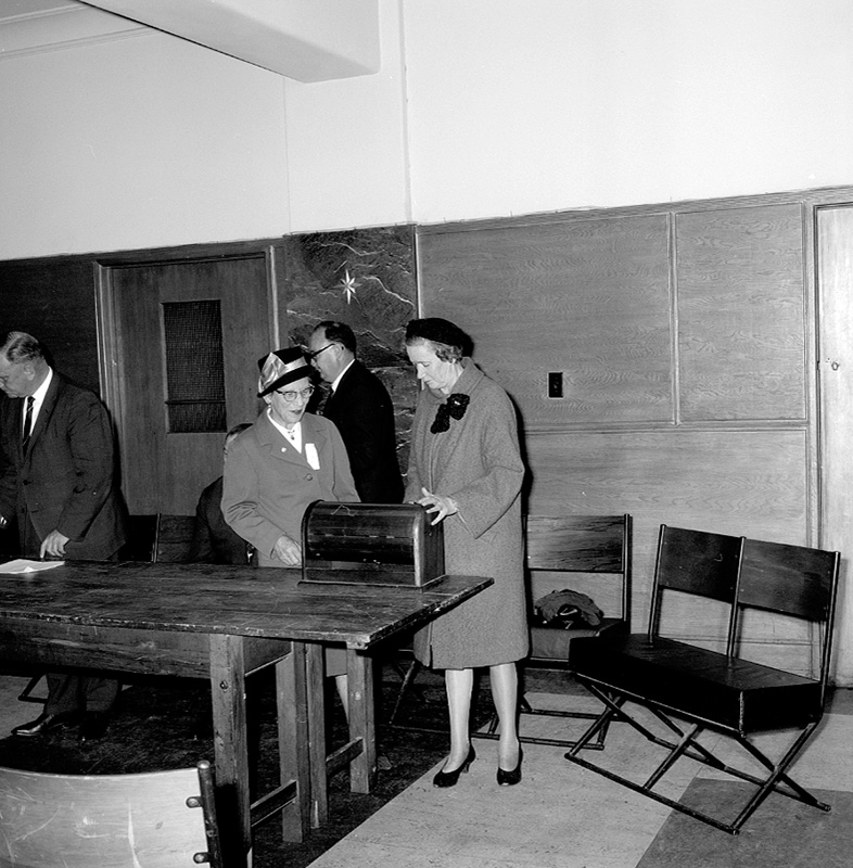 d. Ballot for sections, Green Room