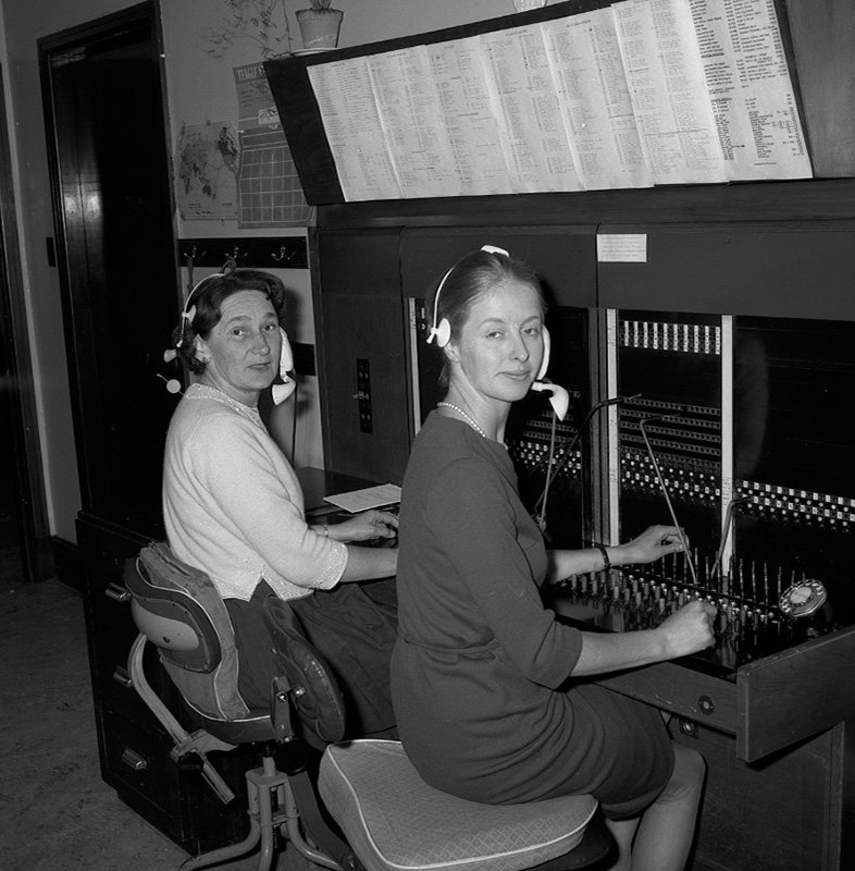 c. Liftman, Telephone Exchange