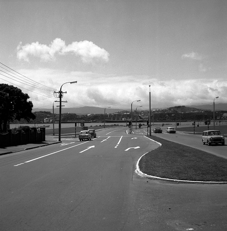 c. Traffic lights, Evans Bay