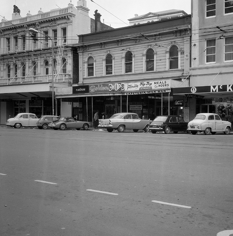 n. Views from sightseeing bus