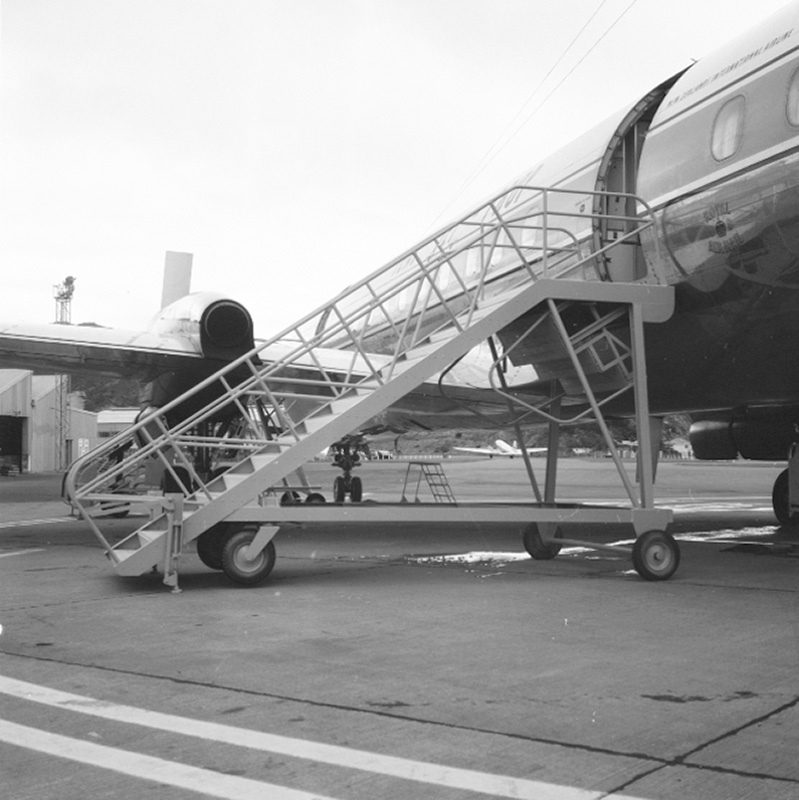 c. Steps, Airport
