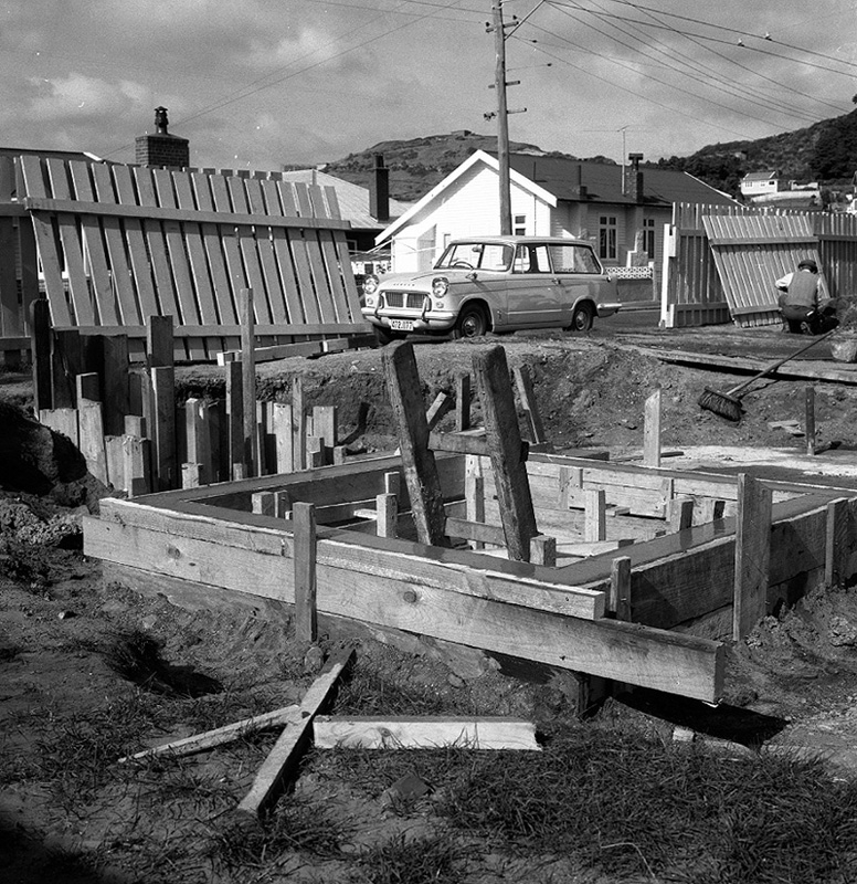 a. Drainage, Hector St